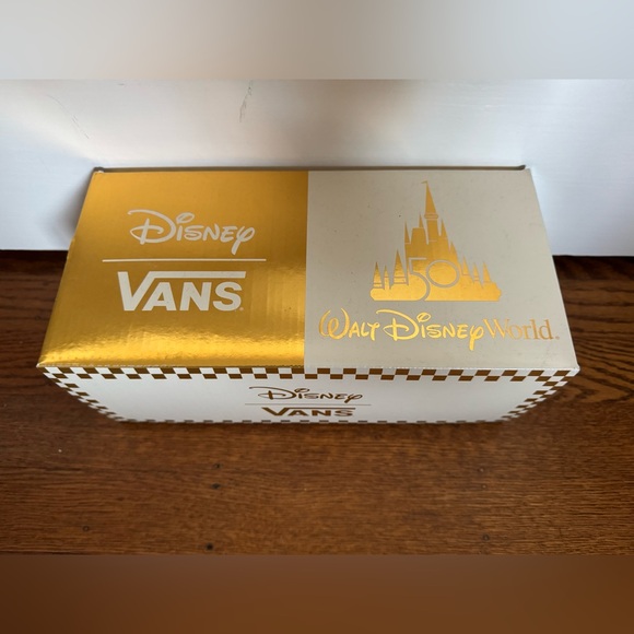 Disney Vans - Picture 7 of 10